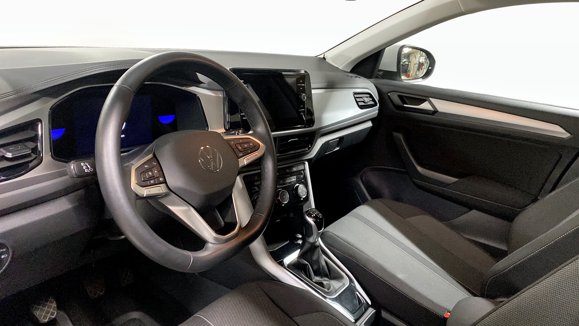 Volkswagen T-Roc OJA25G