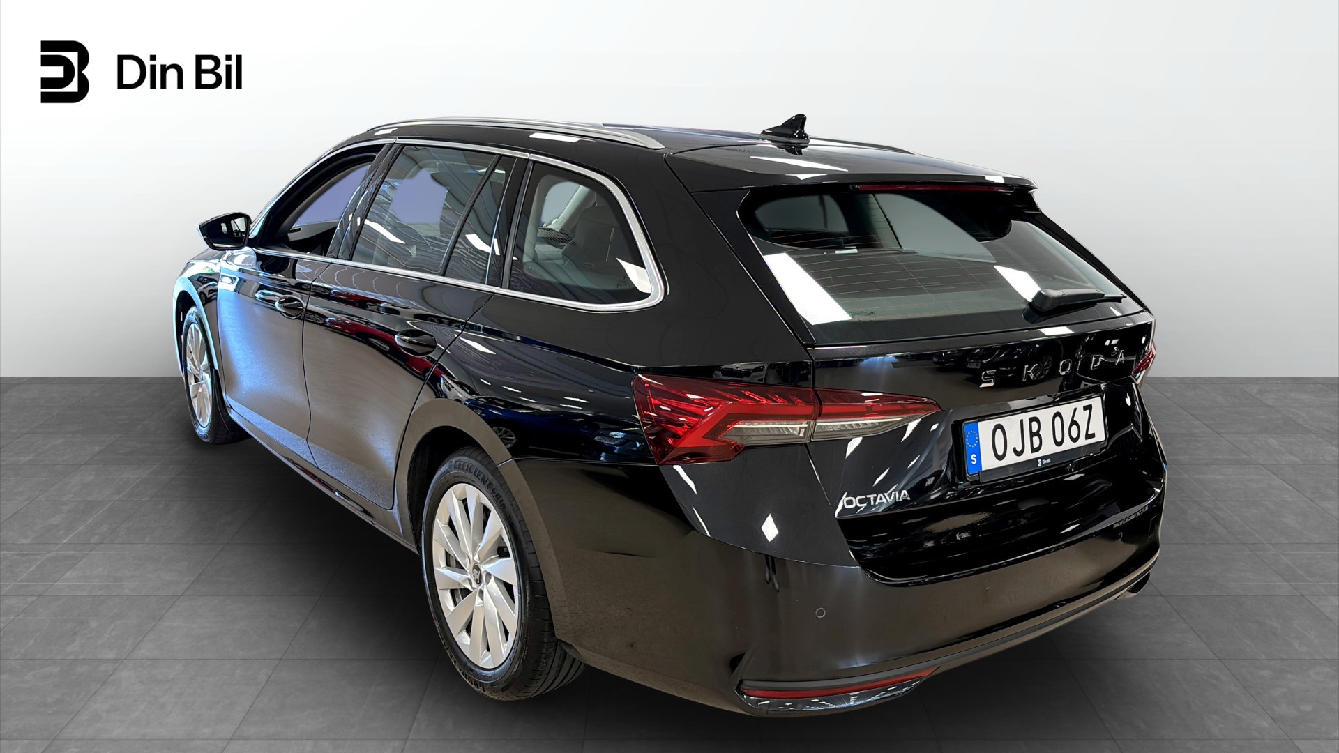 Skoda Octavia Combi OJB06Z