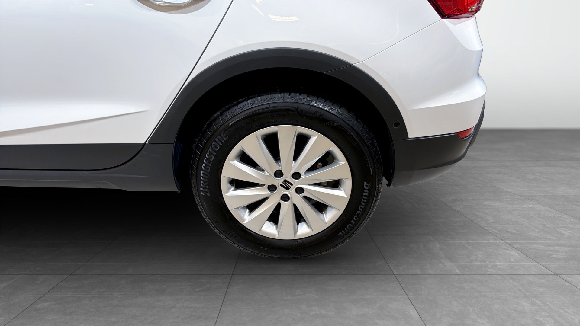 SEAT Arona OJB08F