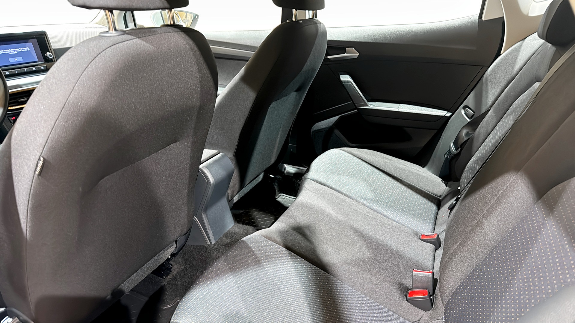 SEAT Arona OJB08F