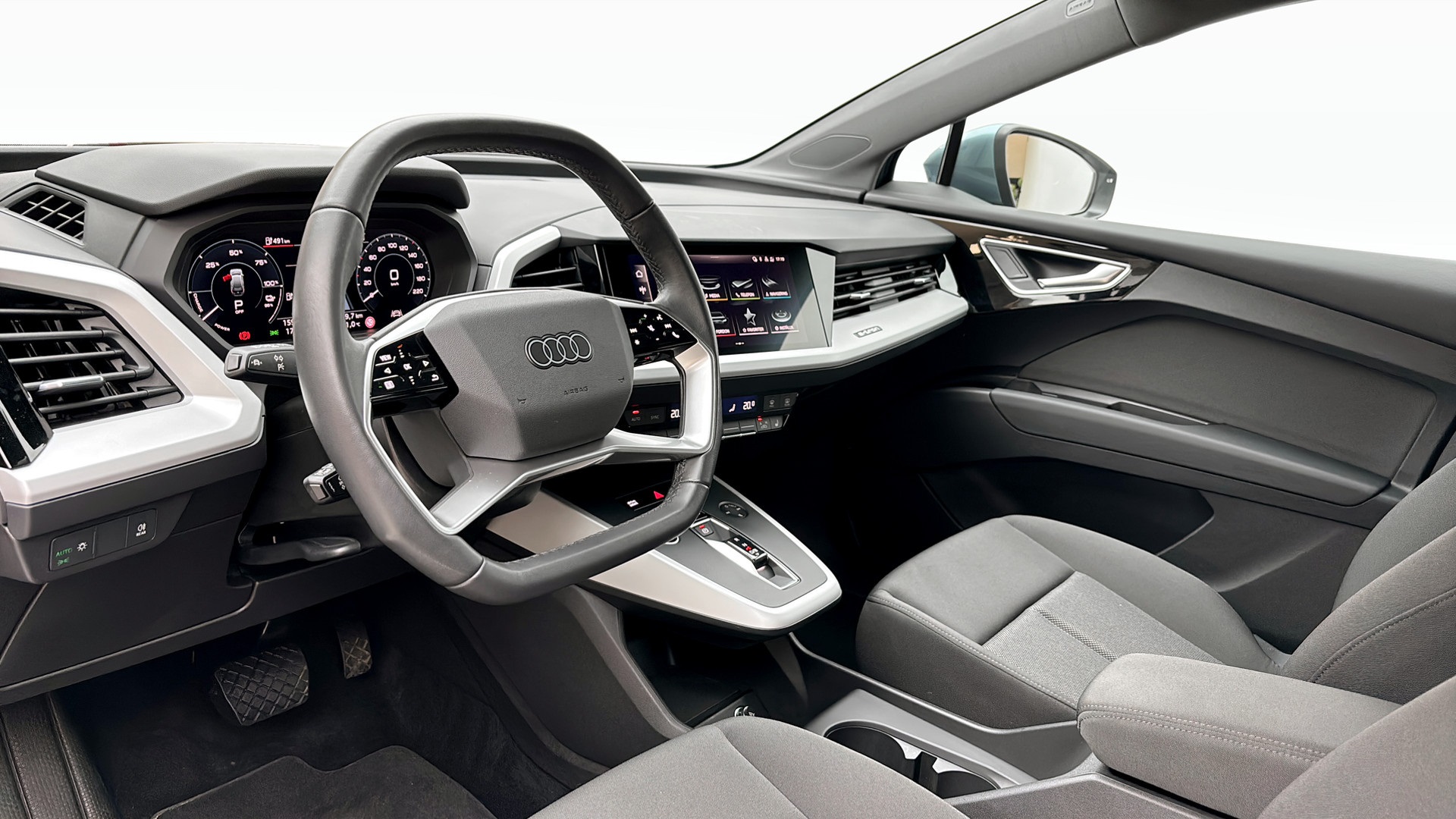 Audi Q4 e-tron OJL43L
