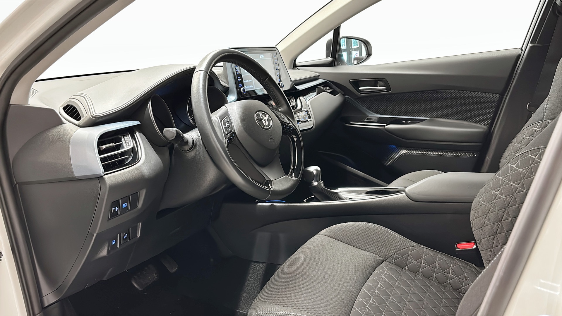 Toyota C-HR OJM63U