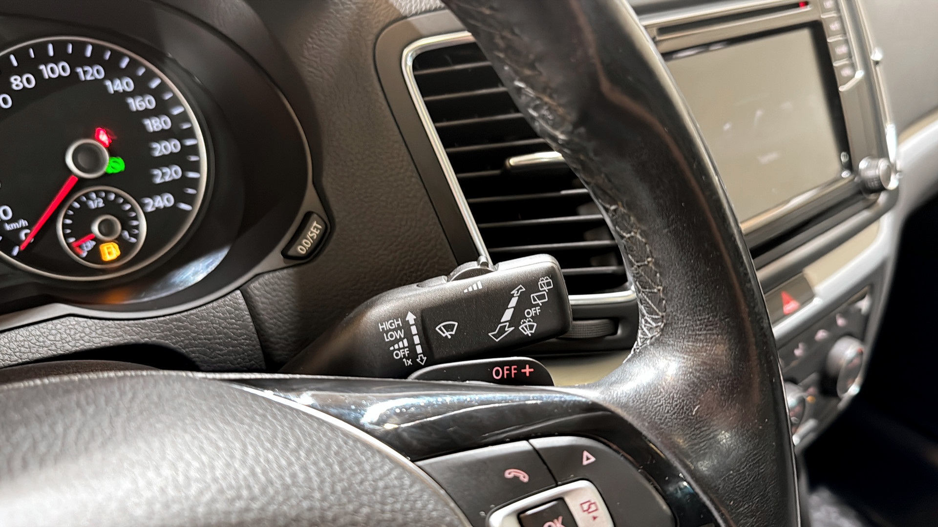 Volkswagen Sharan OJX741