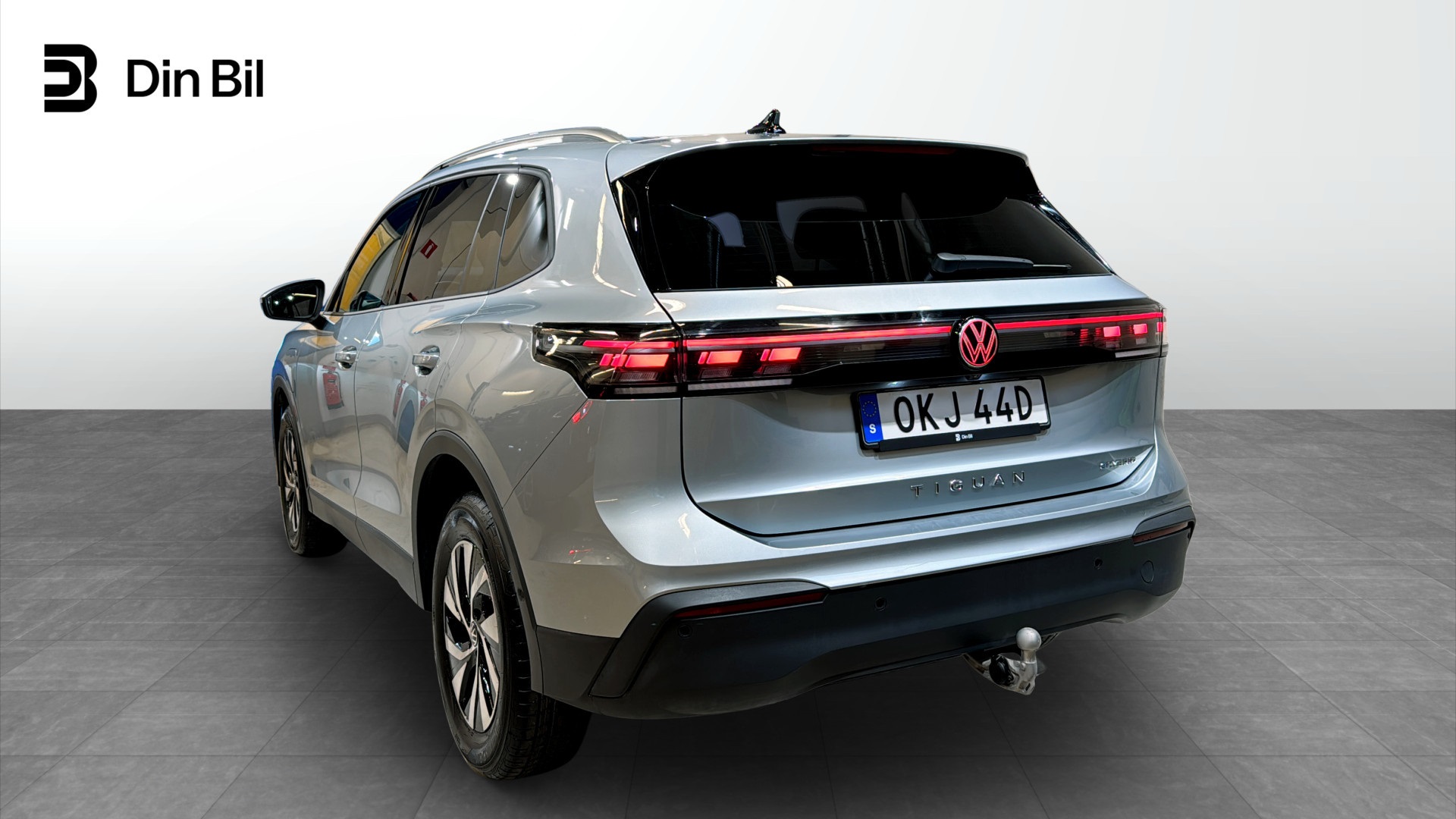 Volkswagen Tiguan OKJ44D