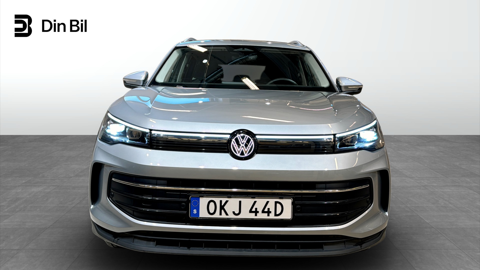 Volkswagen Tiguan OKJ44D