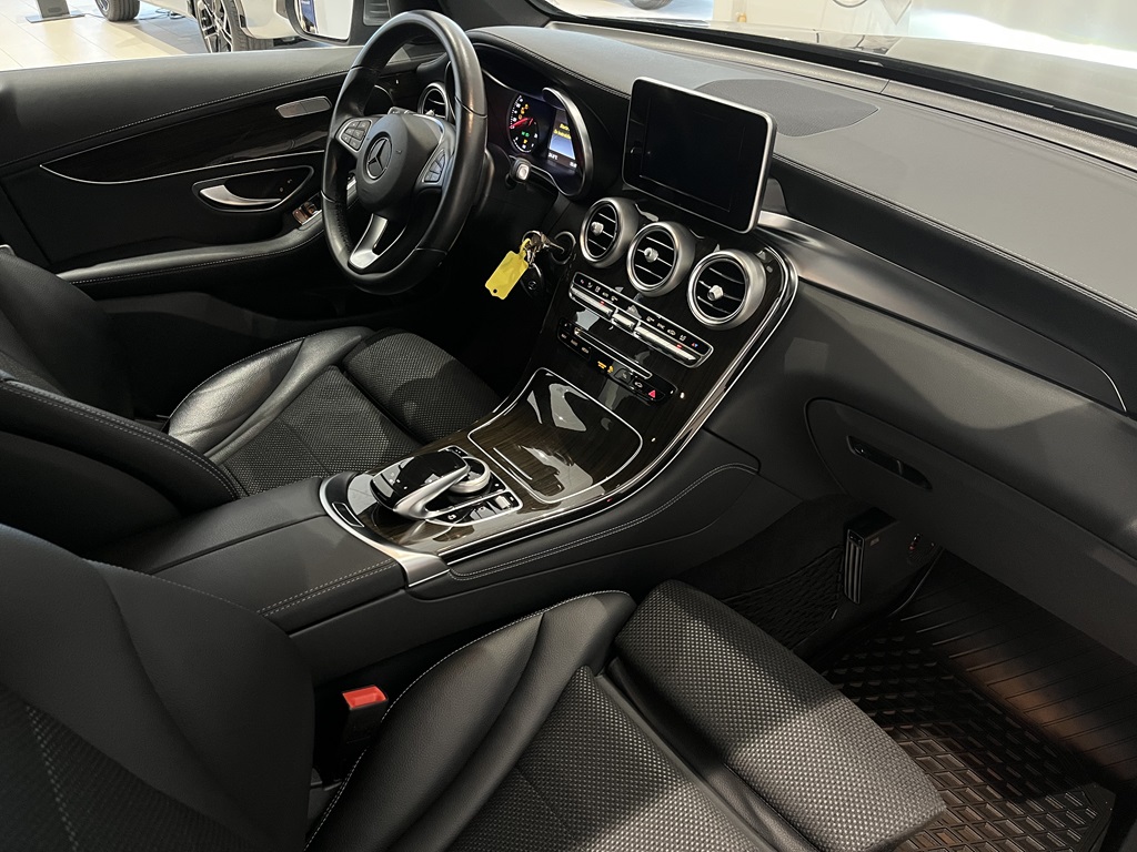 Mercedes GLC 220 OKM202