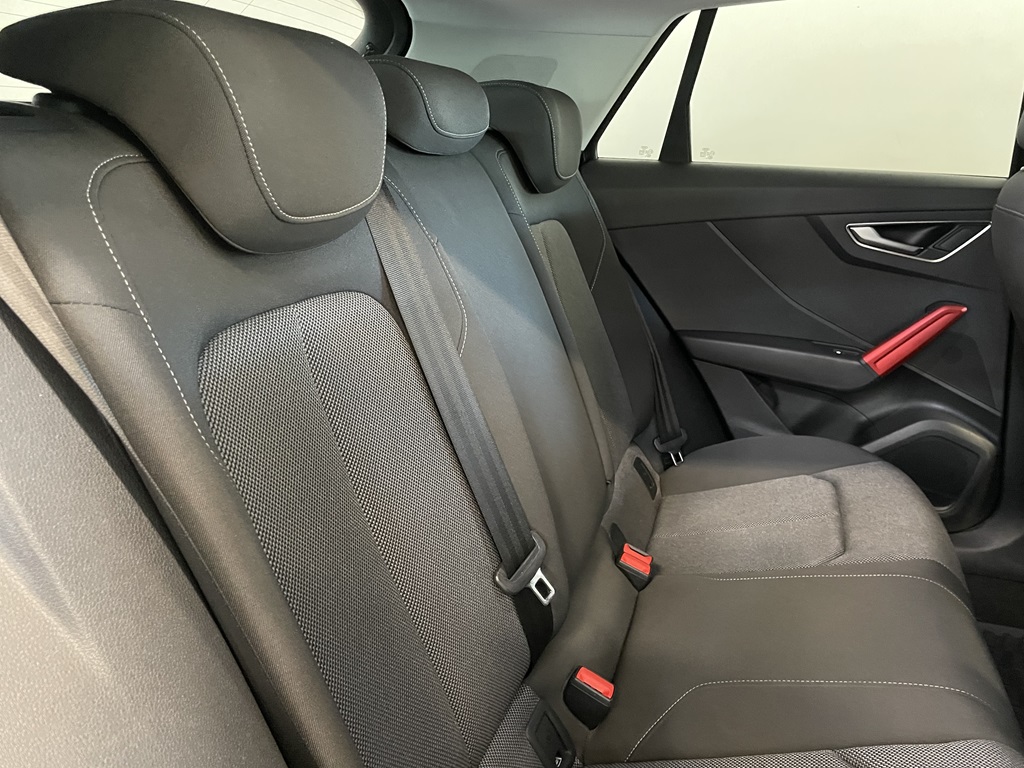 Audi Q2 OKX802