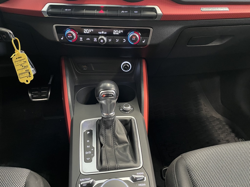 Audi Q2 OKX802