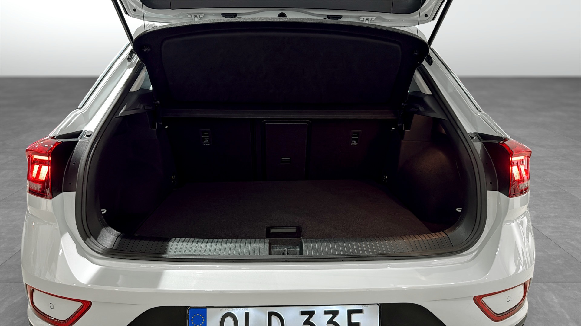 Volkswagen T-Roc OLD33F