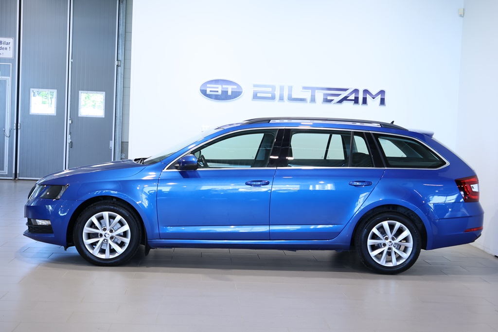 Skoda Octavia Combi OLH715