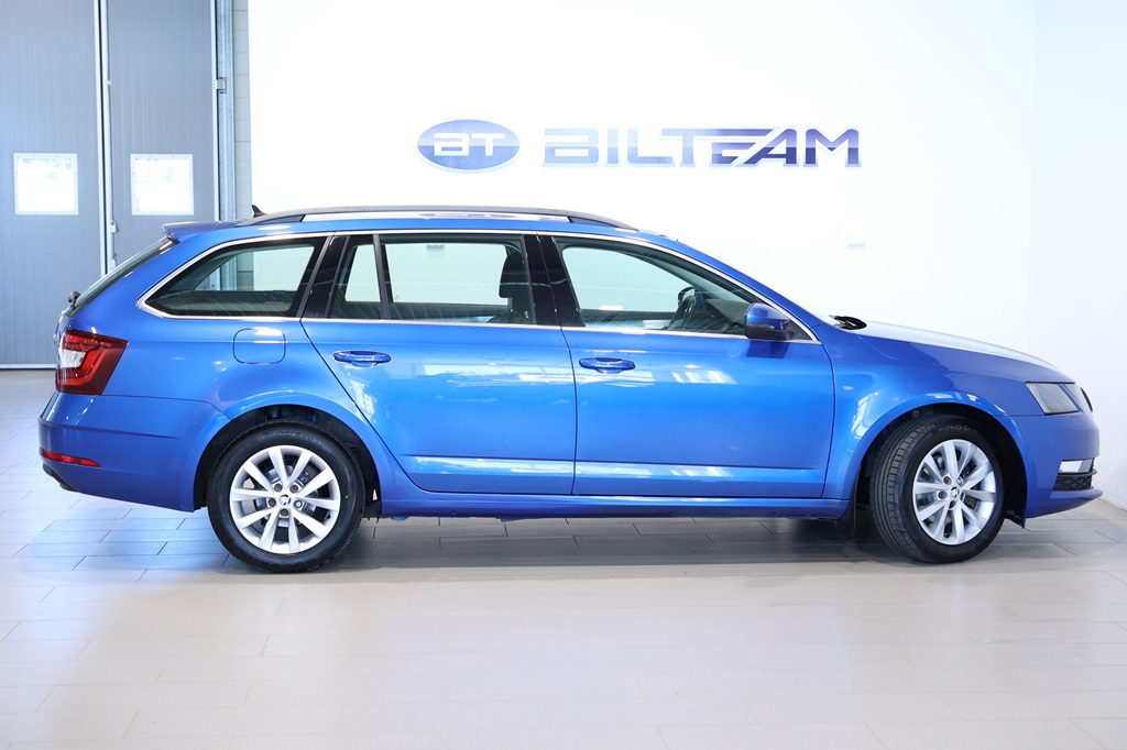 Skoda Octavia Combi OLH715