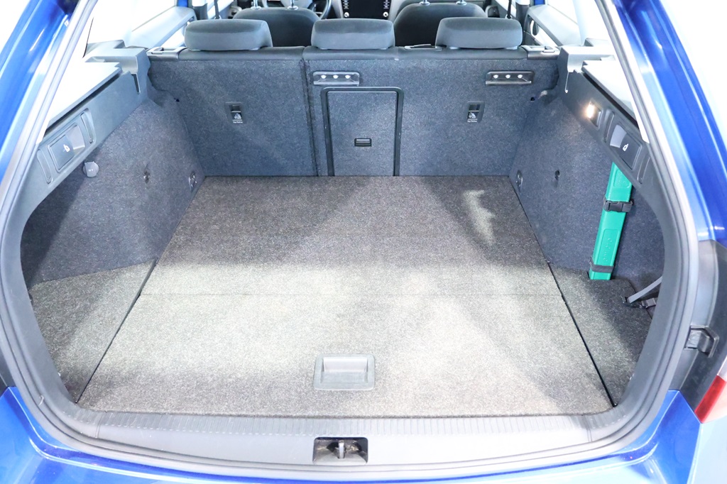 Skoda Octavia Combi OLH715