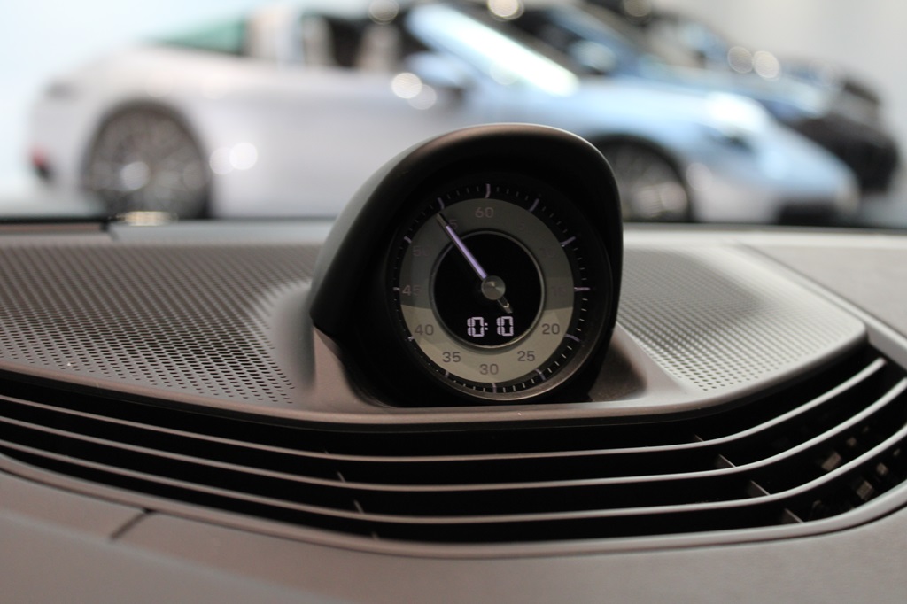 Porsche Taycan OLJ63A