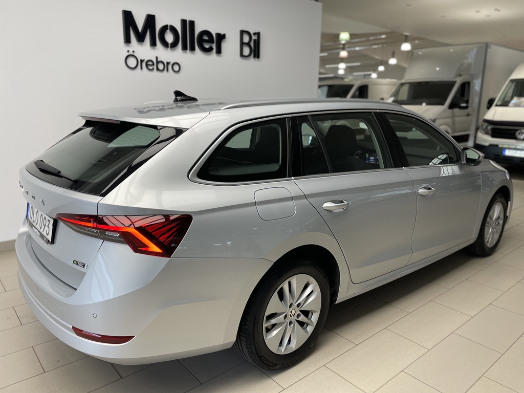 Skoda Octavia Combi OLO093