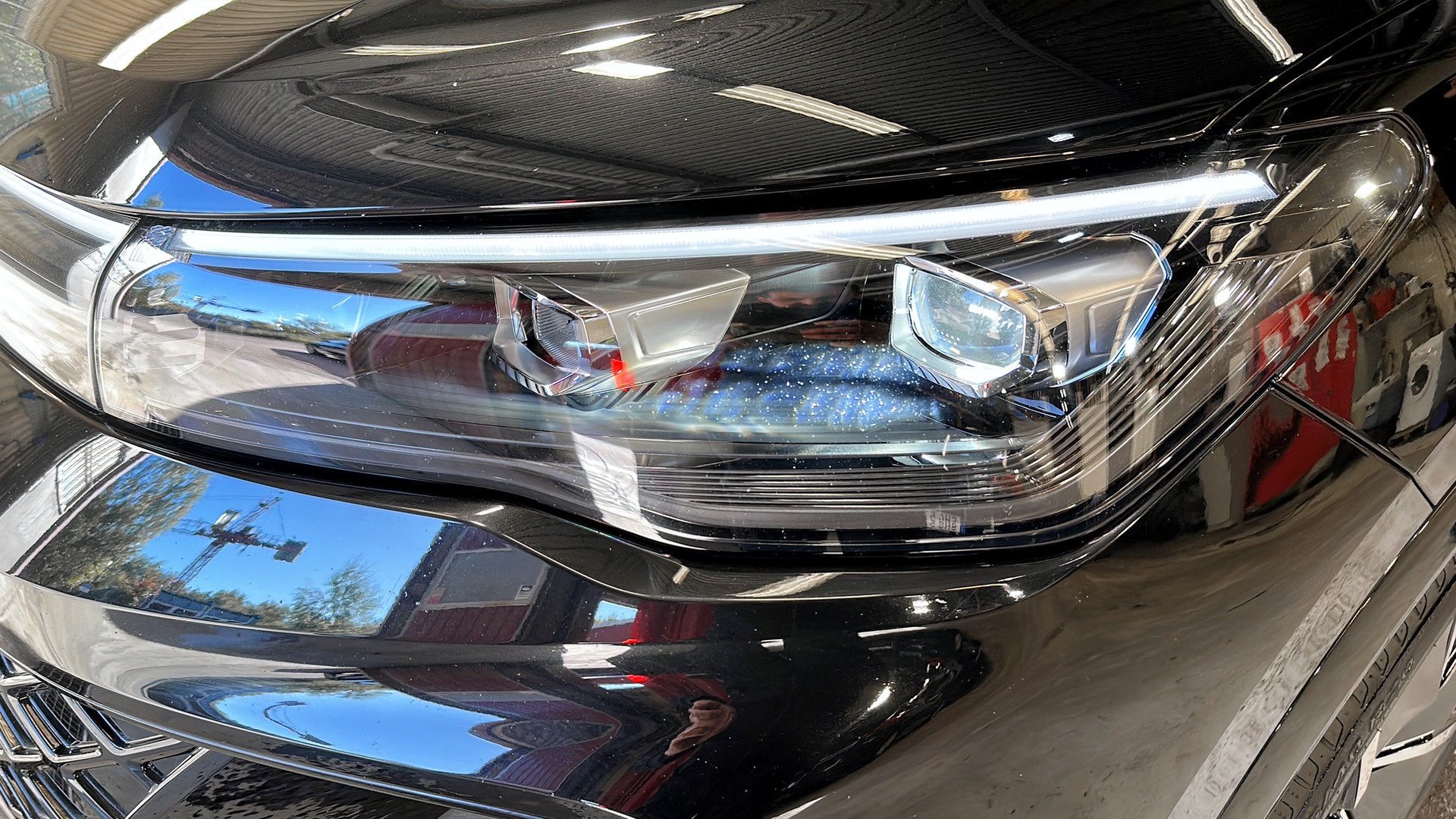 Volkswagen Tiguan OMG25R