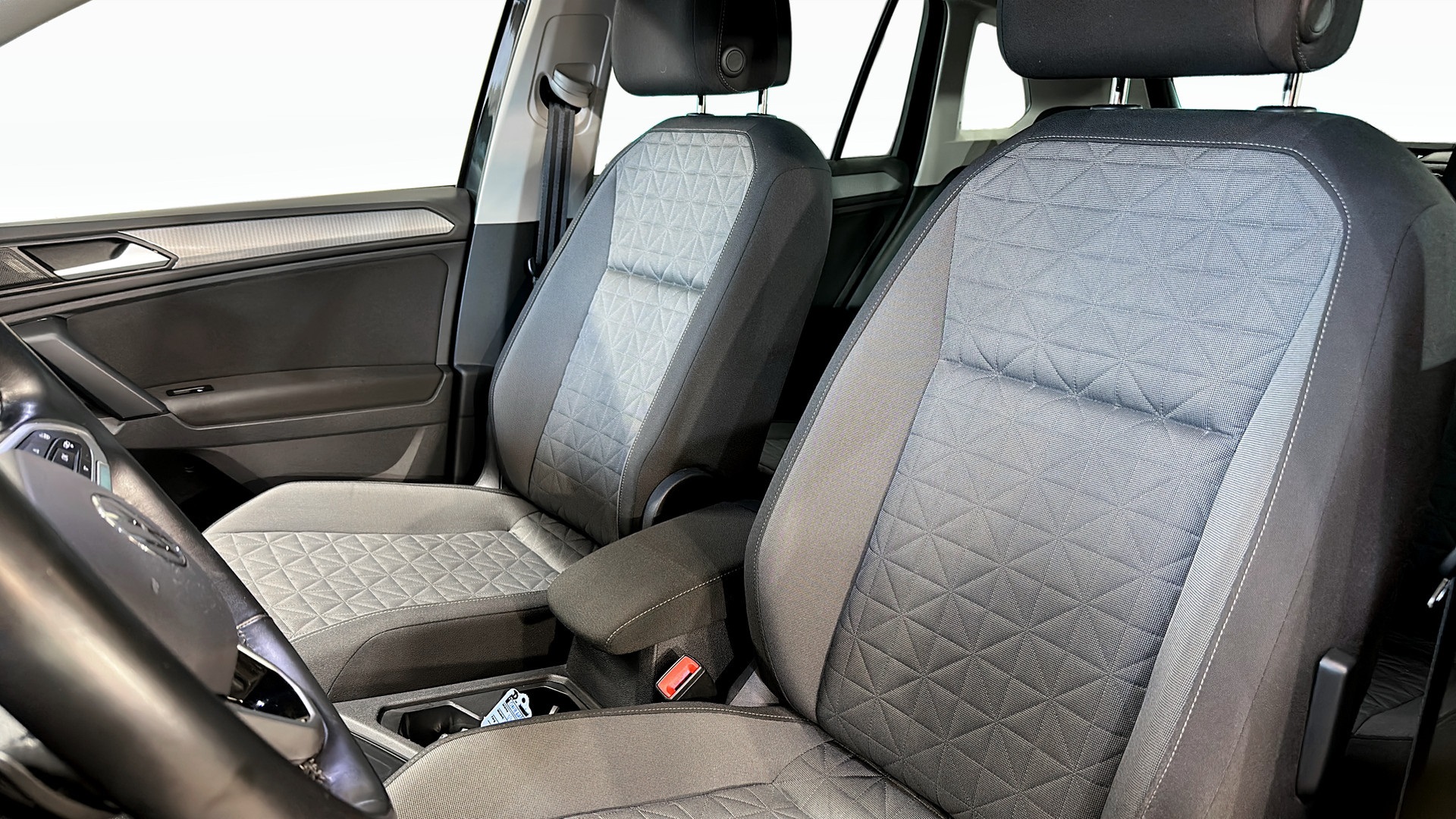 Volkswagen Tiguan ONH63M