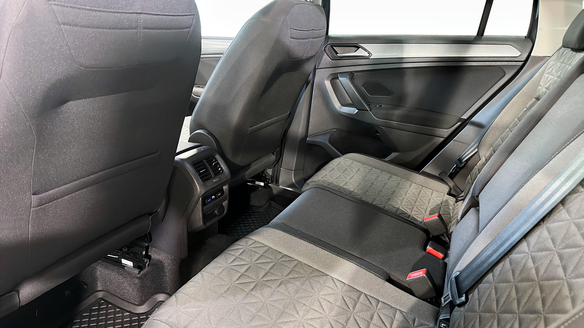 Volkswagen Tiguan ONH63M