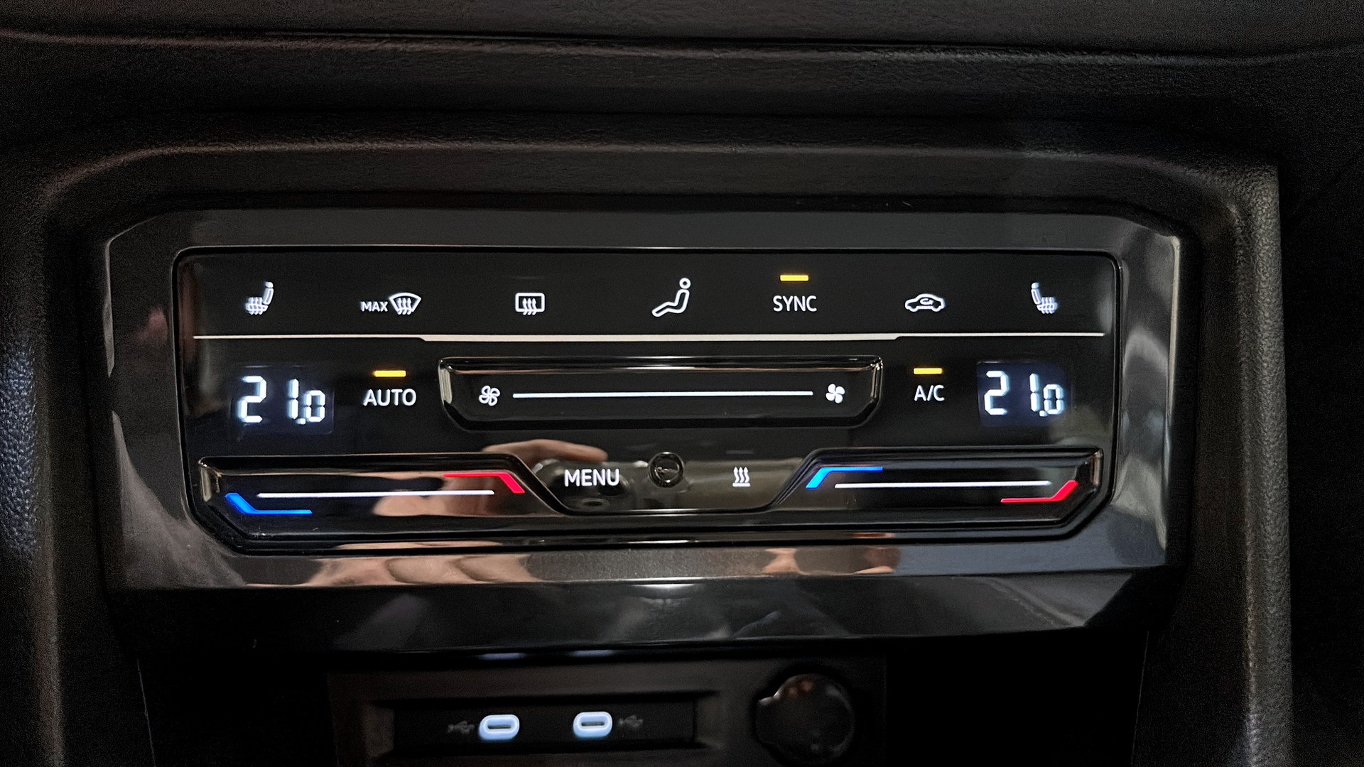 Volkswagen Tiguan ONH63M