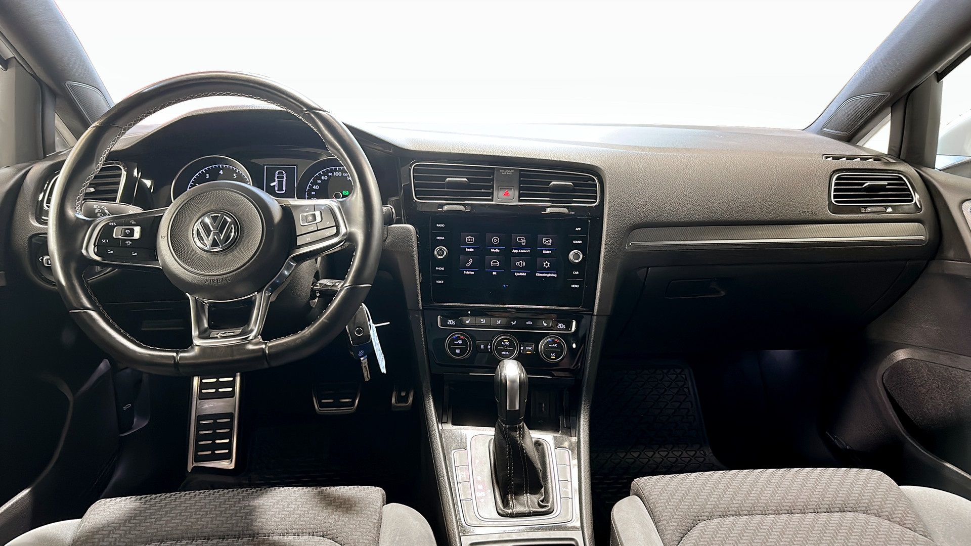 Volkswagen Golf Sportscombi ONN63E