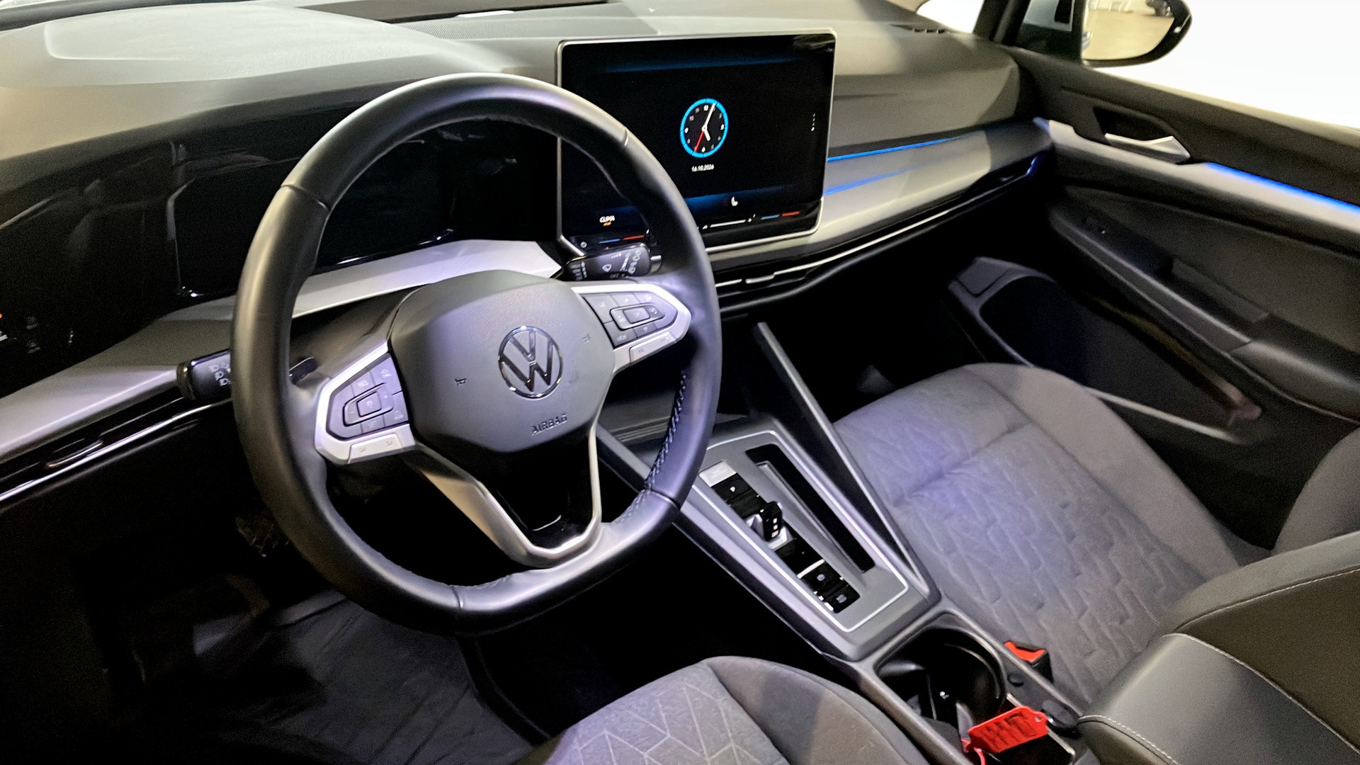 Volkswagen Golf OOG45E