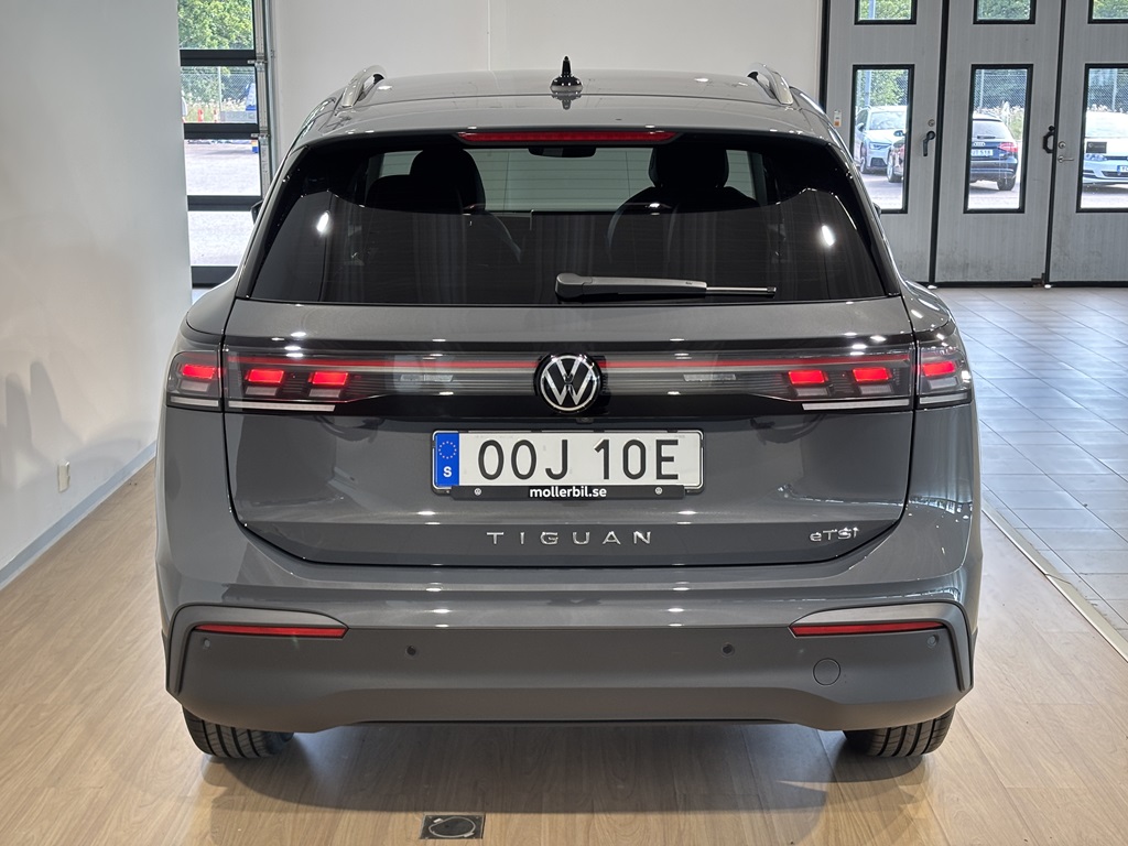Volkswagen Tiguan OOJ10E