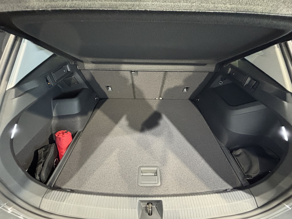 Volkswagen Tiguan OOJ10E