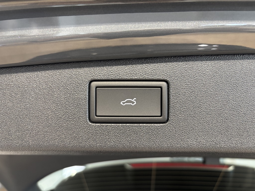 Volkswagen Tiguan OOJ10E