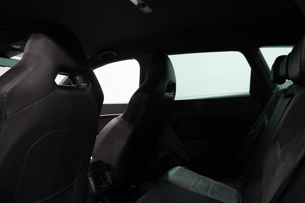 CUPRA Ateca OOP43A