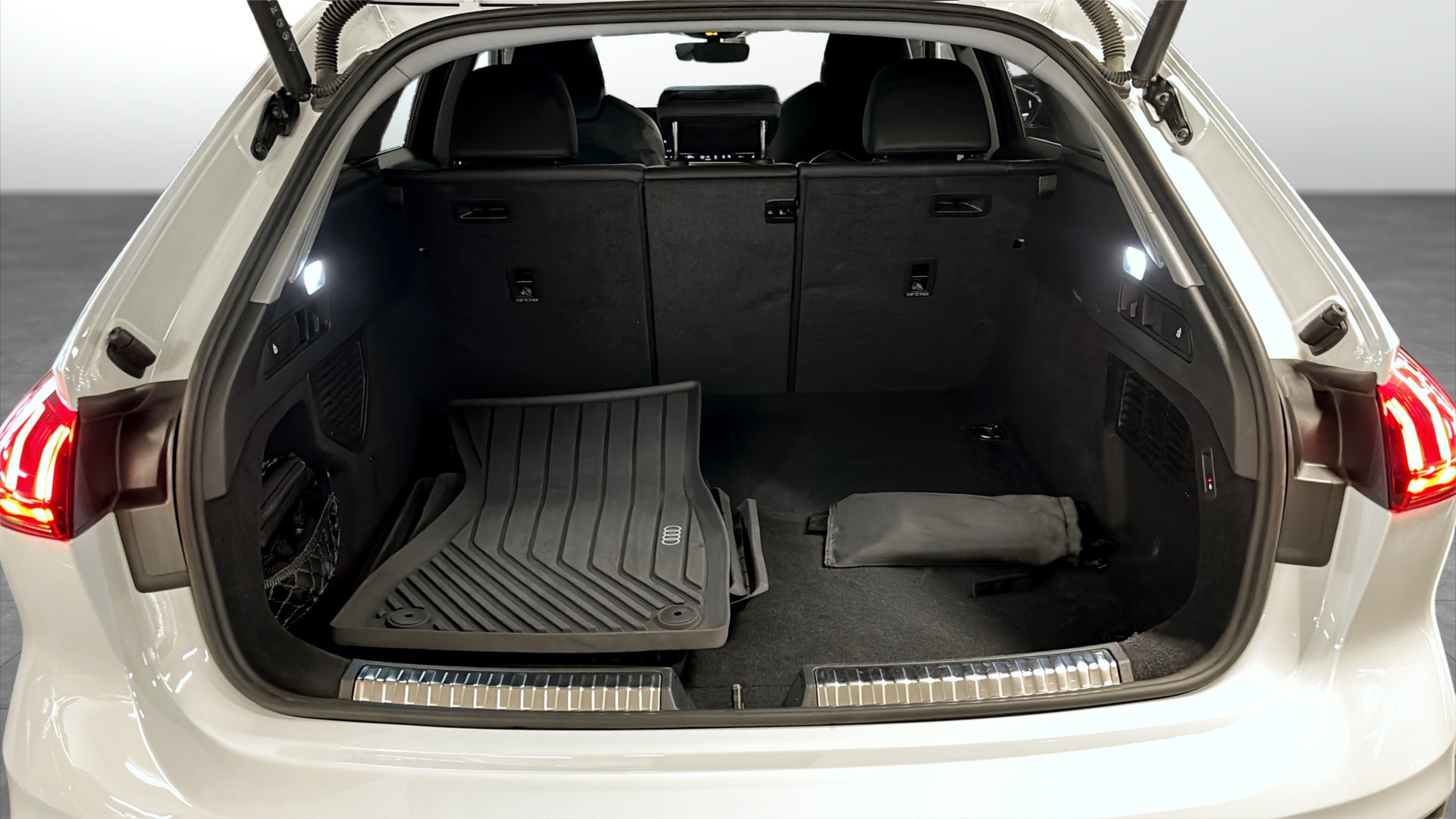 Audi A5 Avant OPL61C