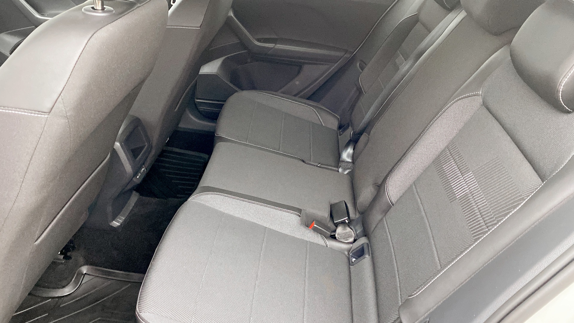 Volkswagen T-Cross ORA36A