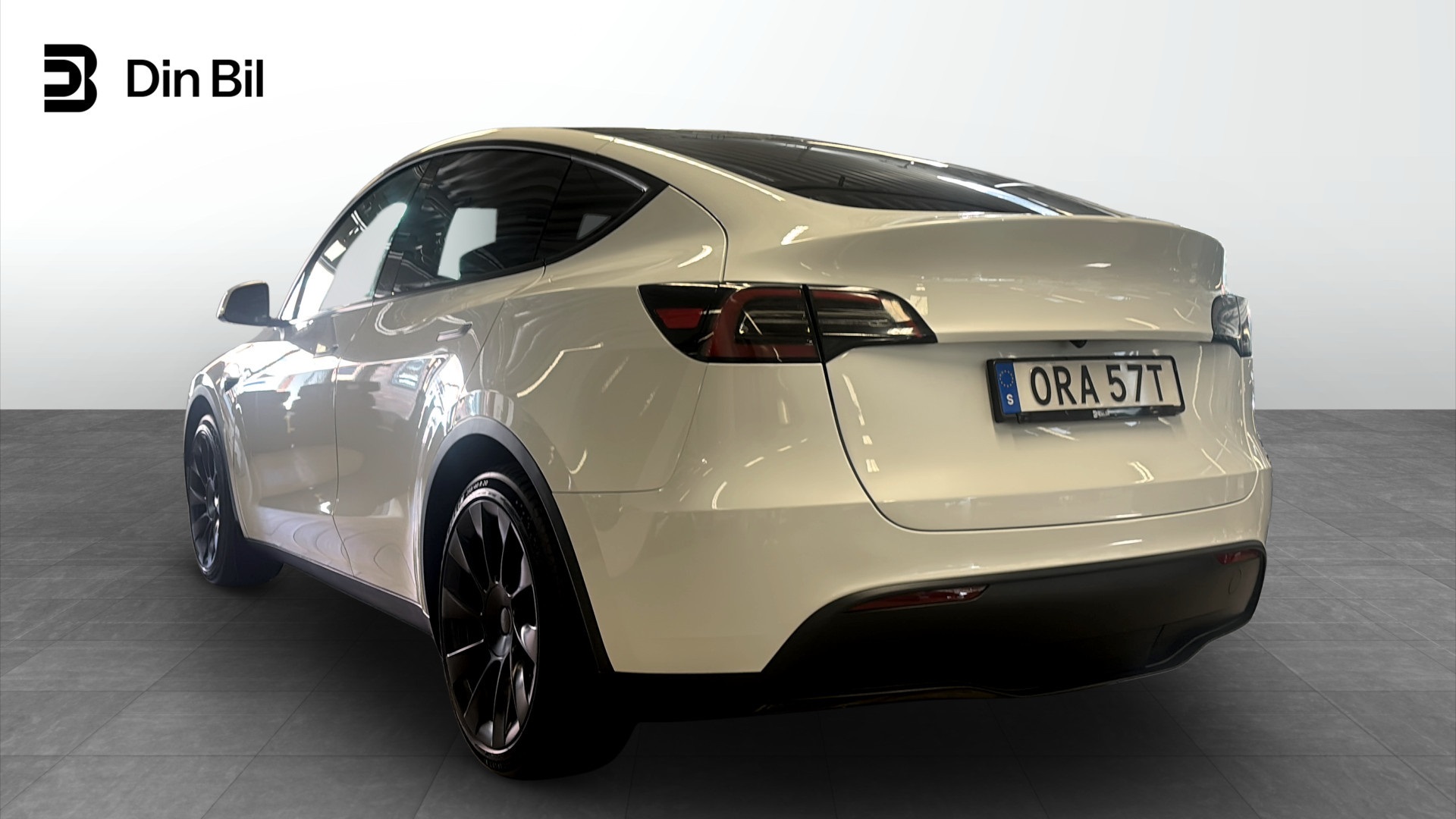 Tesla Model Y ORA57T