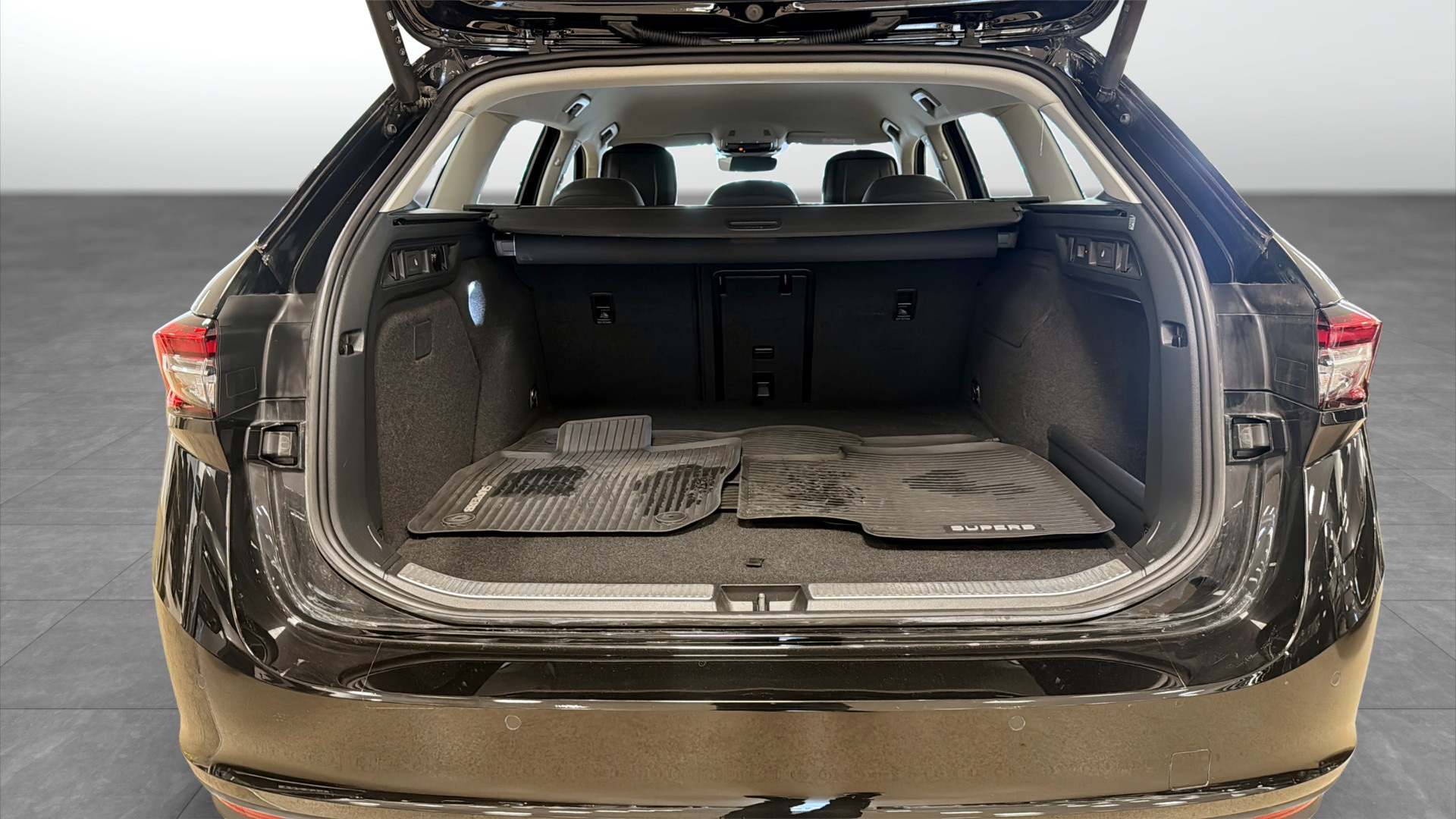 Skoda Superb Combi ORA96D