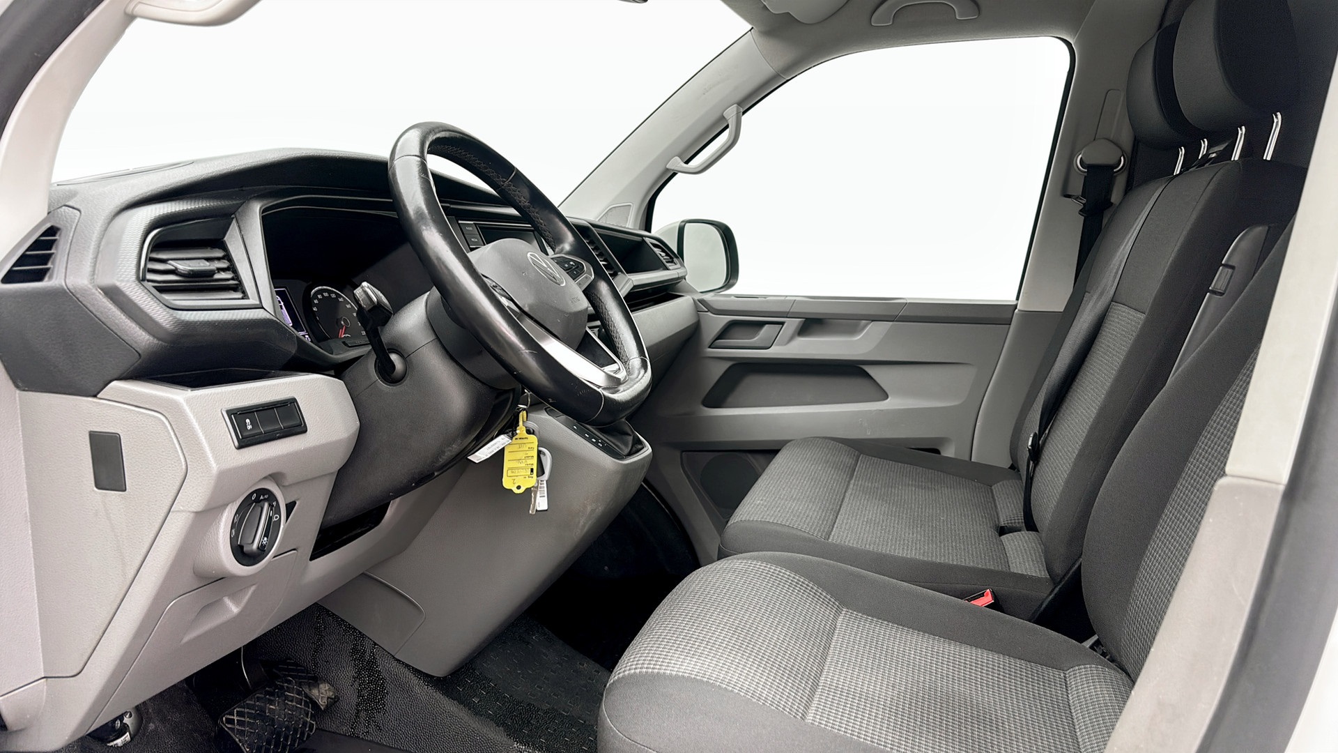 Volkswagen T6 Transporter ORO375