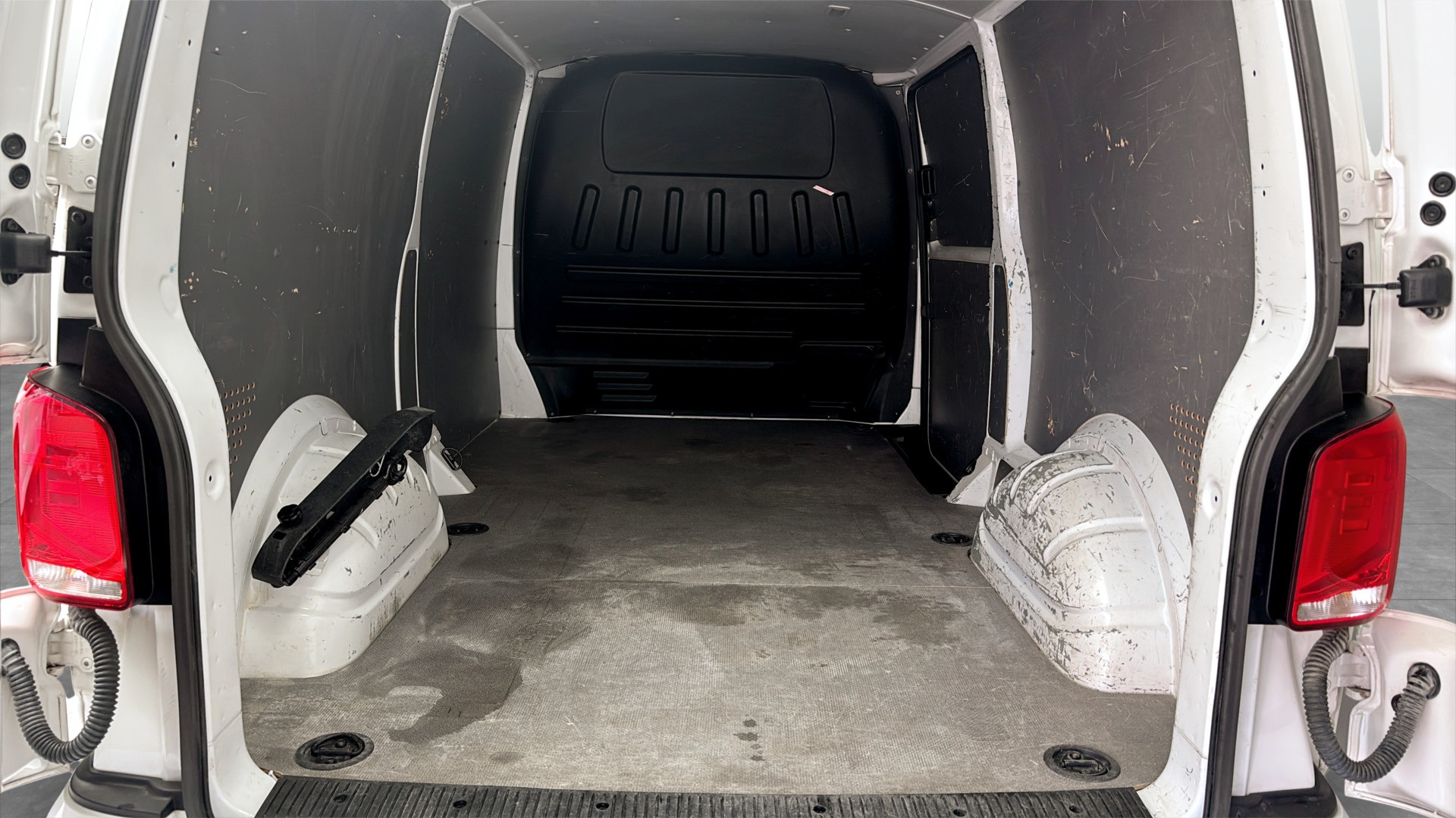 Volkswagen T6 Transporter ORO375