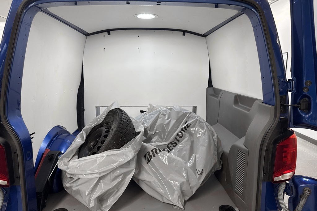 Volkswagen T6 Transporter Kombi lång hjulbas ORO943