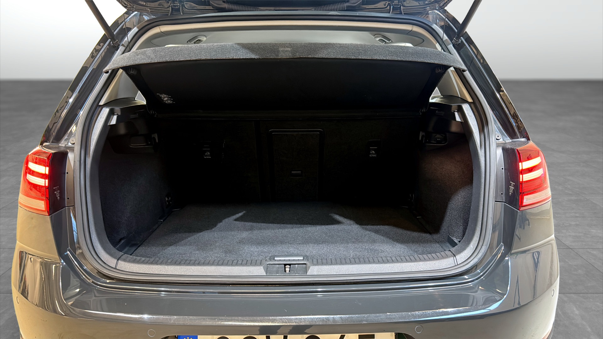 Volkswagen Golf OSW245