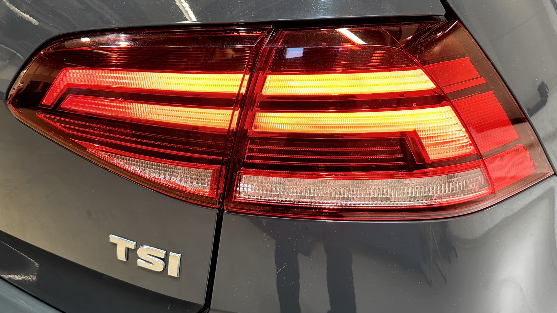 Volkswagen Golf OSW245