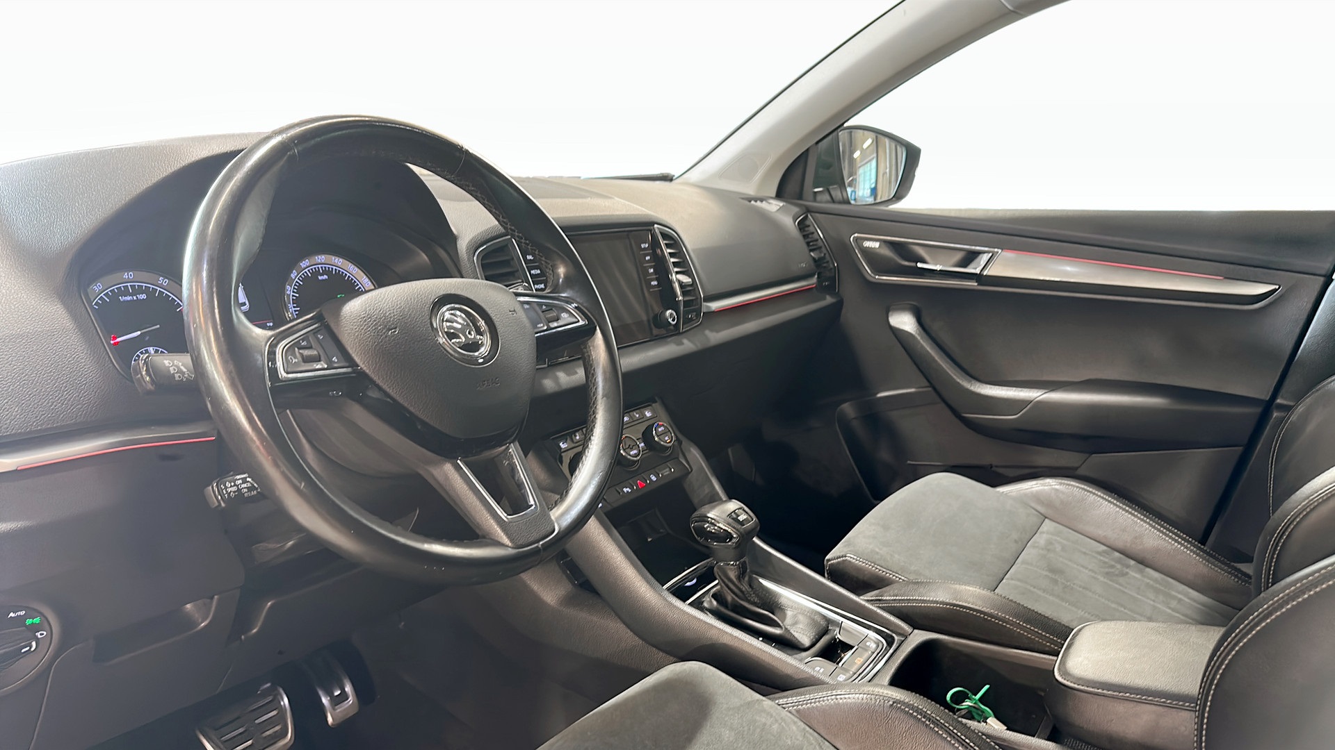 Skoda Karoq OSW63W