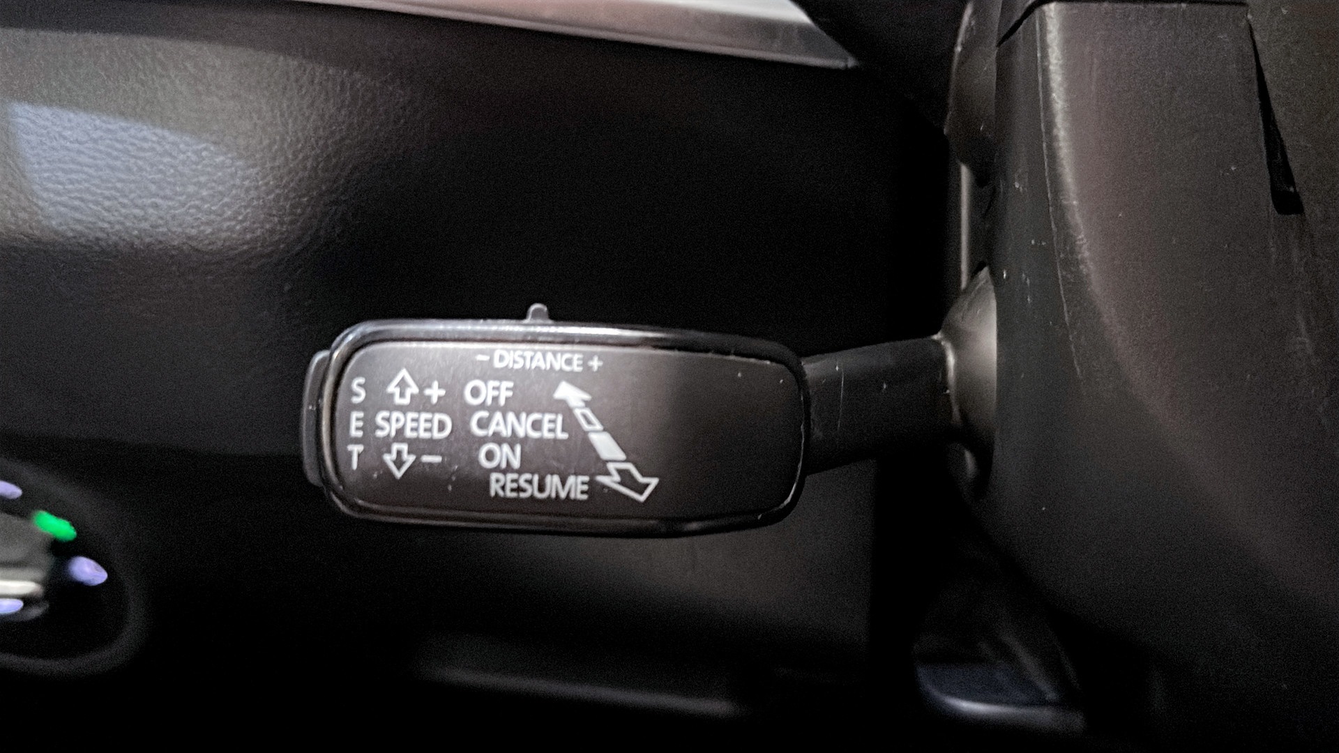 Skoda Karoq OSW63W