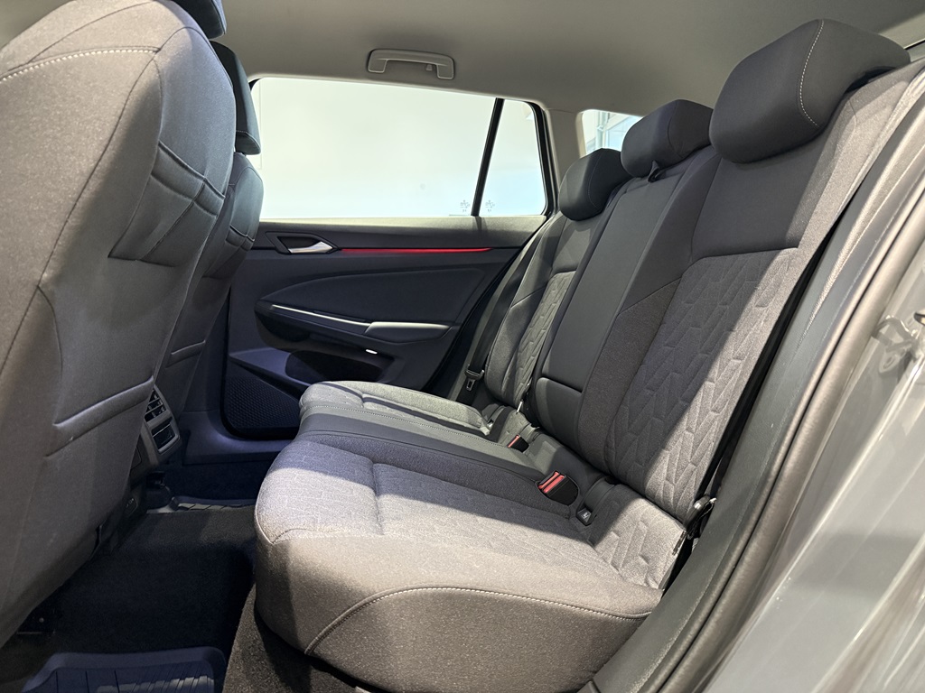 Volkswagen Golf Sportscombi OTJ04N