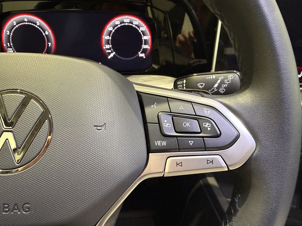 Volkswagen Golf Sportscombi OTJ04N