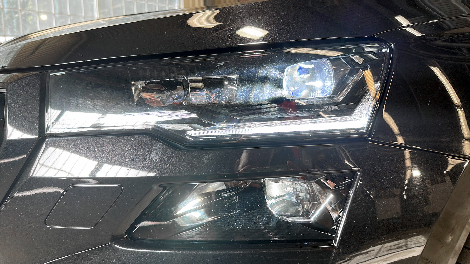 Skoda Karoq OUG06M