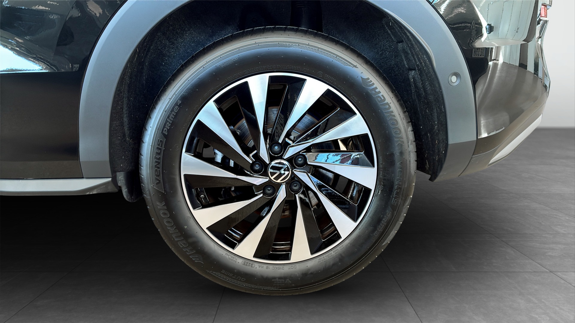 Volkswagen T-Roc OUH61L