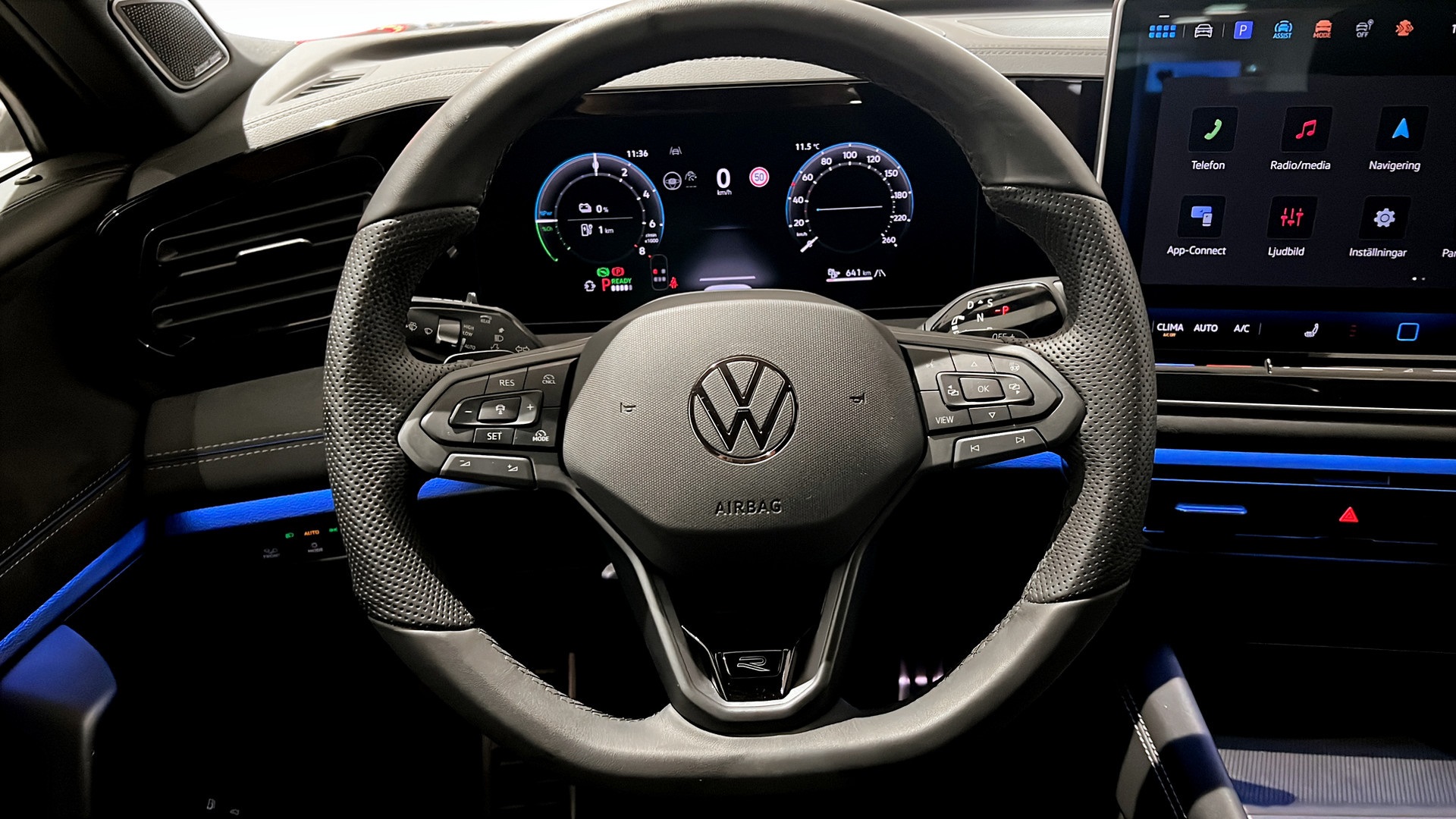 Volkswagen Tiguan OUJ44T