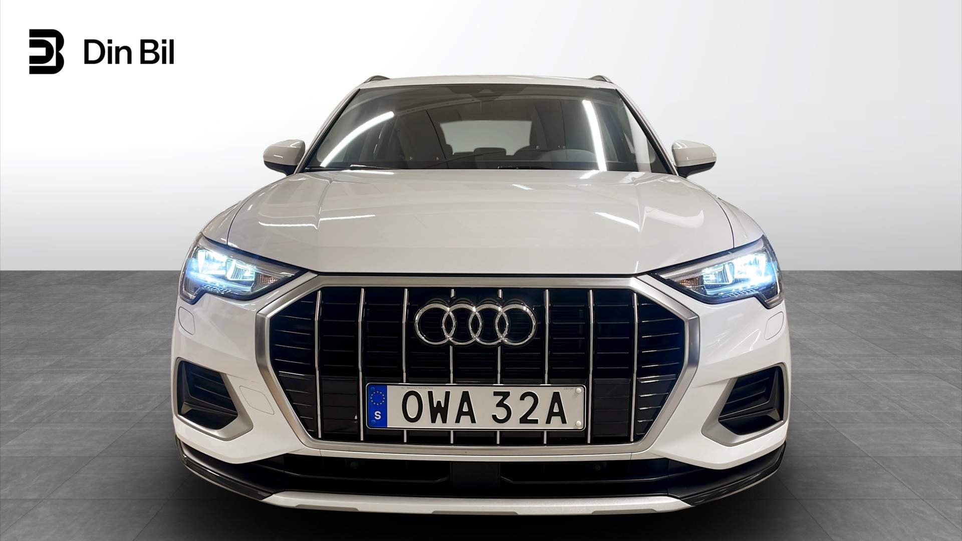 Audi Q3 OWA32A