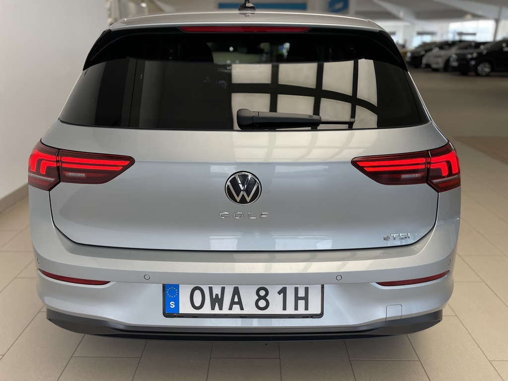 Volkswagen Golf OWA81H