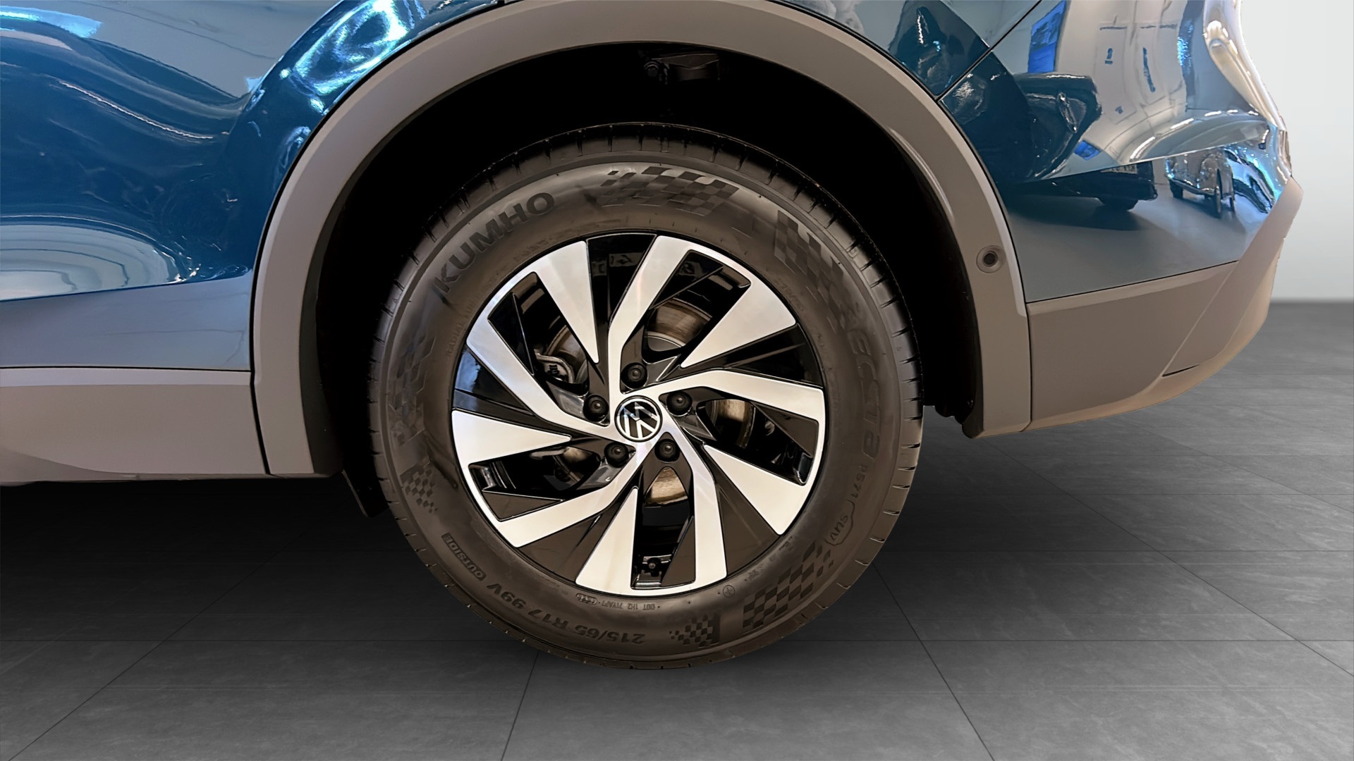 Volkswagen Tiguan OWB38L