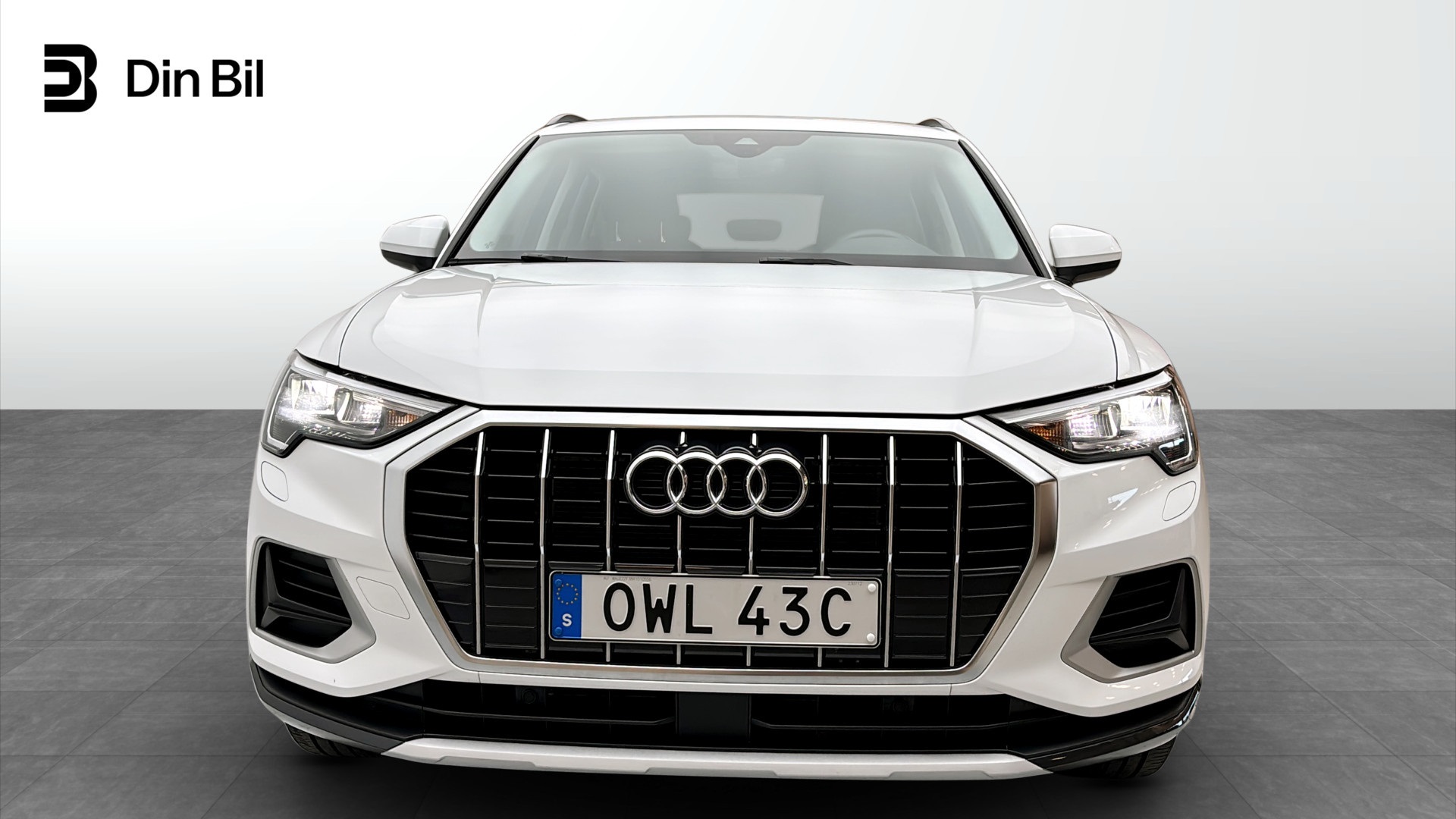 Audi Q3 OWL43C