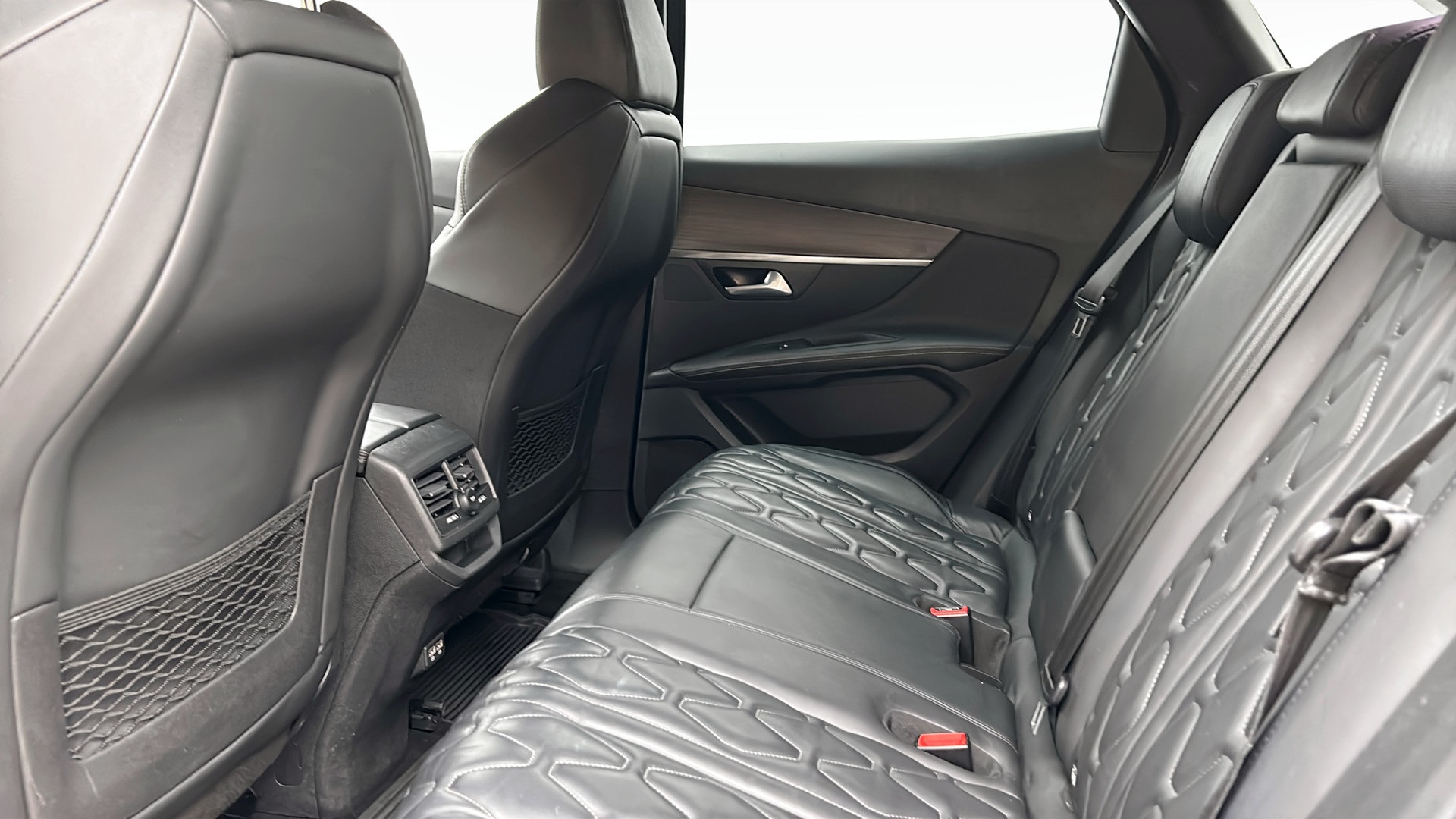 Peugeot 3008 OWN24B