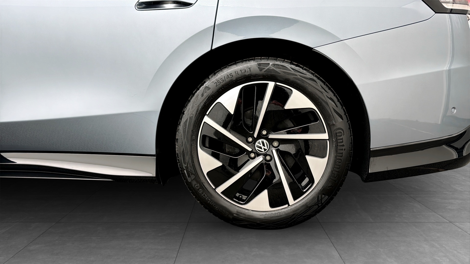 Volkswagen ID.7 Tourer OYK07G